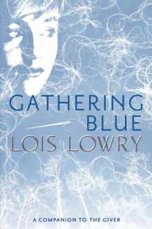 Gathering Blue Read online